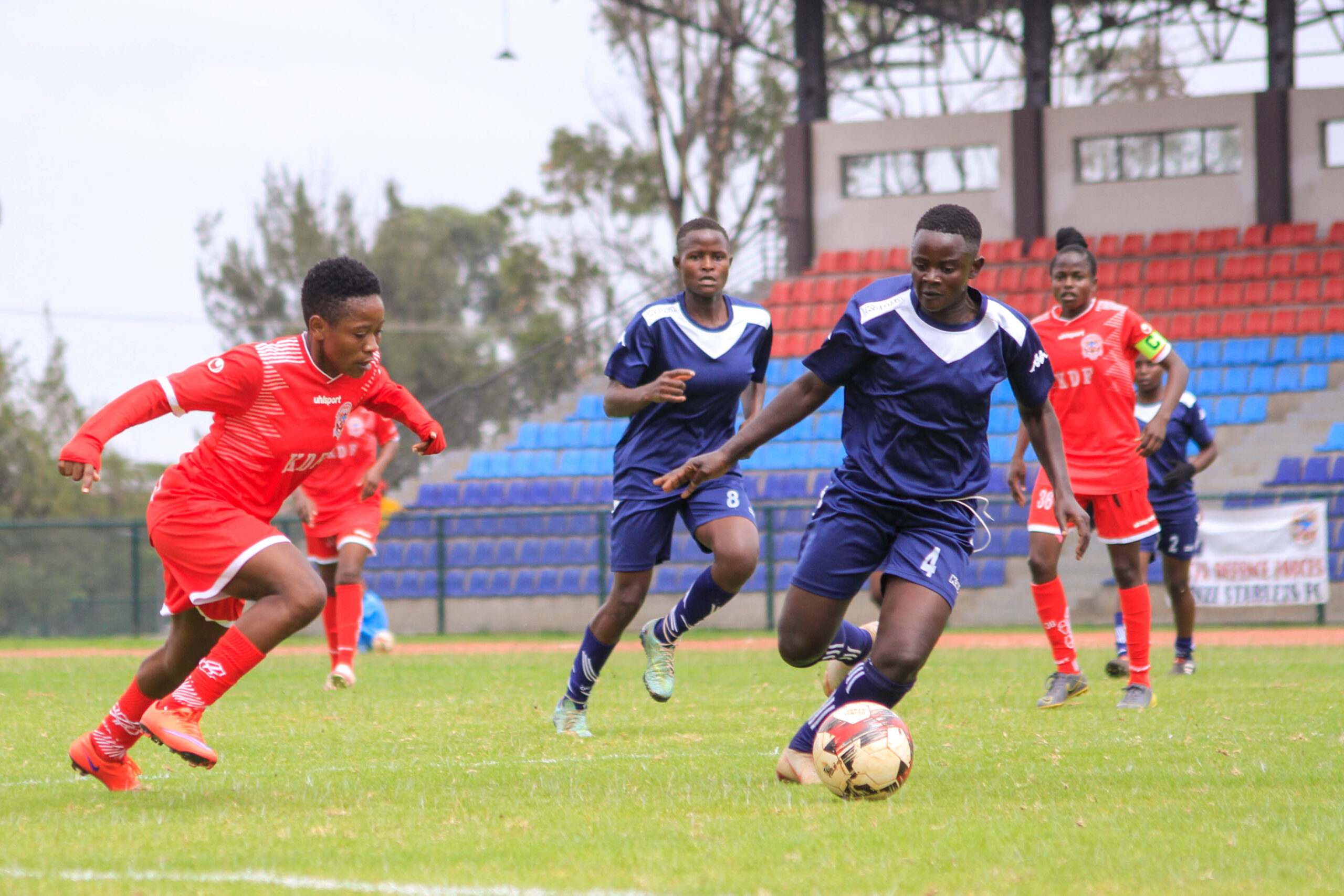 ulinzi-starlets-joy-kinglady-trying-to-gain-possession-of-the-ball-from